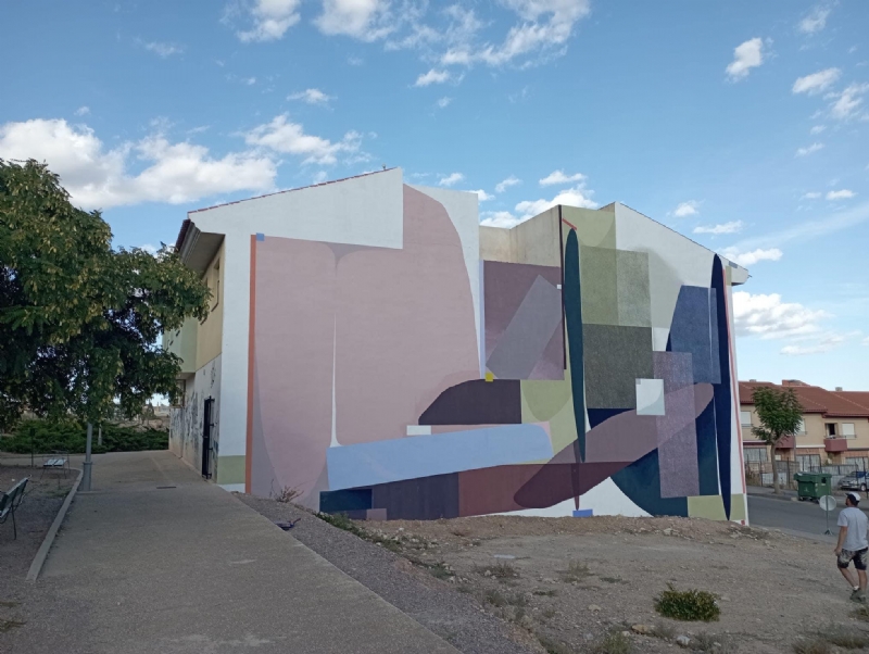 Finaliza la realizacin del mural de grandes dimensiones en Totana que se enmarca dentro de Abstracta, Programa de Arte Abstracto en la Regin de Murcia