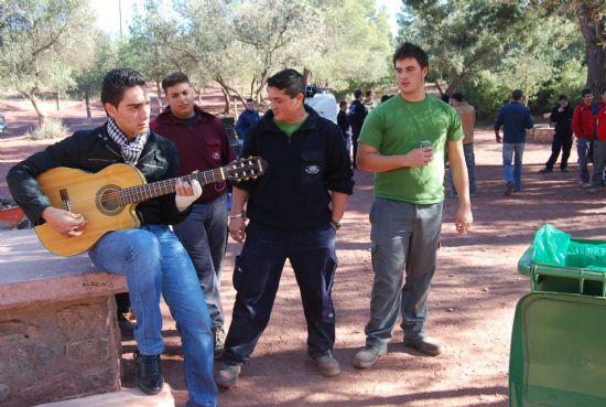 AUTORIDADES MUNICIPALES ACOMPAÑAN A LOS ALUMNOS Y PROFESIONALES DE LA ESCUELA-TALLER "CASA DE LAS MONJAS I