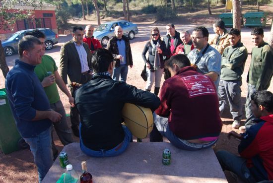 AUTORIDADES MUNICIPALES ACOMPAÑAN A LOS ALUMNOS Y PROFESIONALES DE LA ESCUELA-TALLER "CASA DE LAS MONJAS I