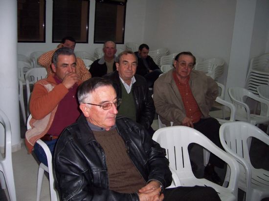 EL CONCEJAL DE GANADERA APOYA EN SUS REIVINDICACIONES A LOS GANADEROS DE LA LOCALIDAD EN LA MANIFESTACIN DE MADRID POR LA CRISIS DEL SECTOR, QUIENES SE TRASLADARN CON AUTOBUSES FLETADOS POR EL CONSITORIO