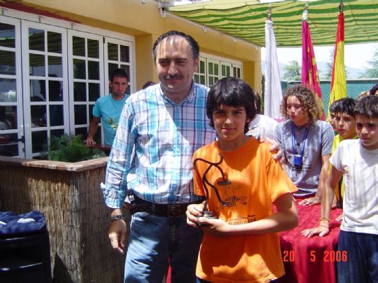  EL C. P. SAN JOS LOGRA UN DOBLETE AL PROCLAMARSE CAMPEN DE FTBOL SALA EN CATEGORA FEMENINA Y CAMPEN DE FTBOL 7 EN CATEGORA MASCULINA DE LA 3 EDICIN DEL TORNEO JVENES PROMESAS