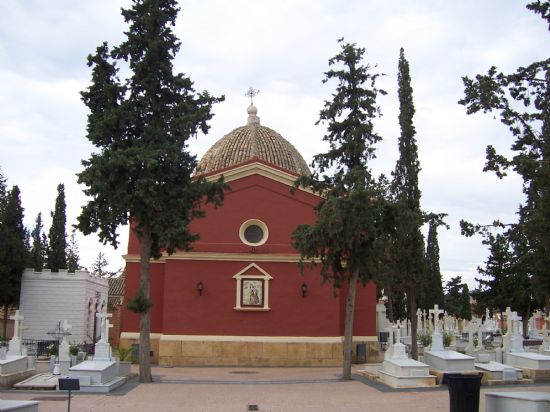 EL CEMENTERIO MUNICIPAL �NUESTRA SE�ORA DEL CARMEN� DE TOTANA DISPONDR� DE UNA L�NEA REGULAR DE AUTOBUSES URBANOS CADA 20 MINUTOS Y UN SERVICIO DE ASISTENCIA PARA DISCAPACITADOS F�SICOS CON MOTIVO DE LA FESTIVIDAD DE TODOS LOS SANTOS 