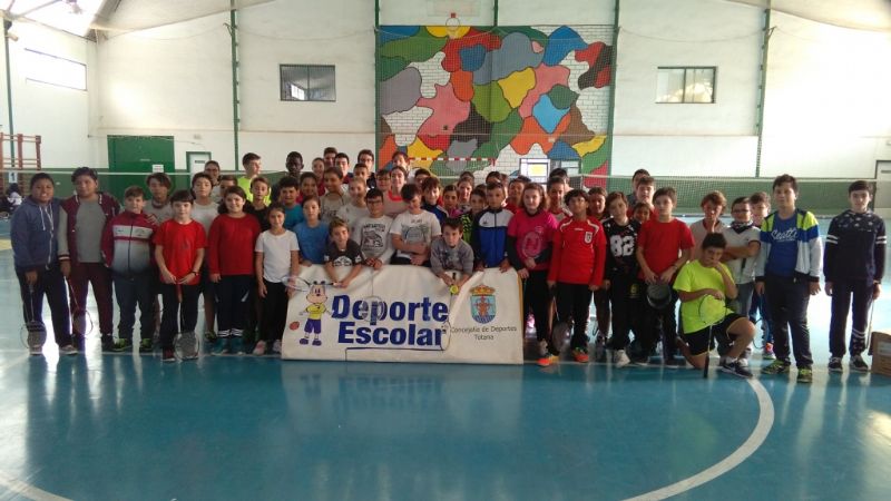 La Concejala de Deportes organiza la Fase Local de Bdminton de Deporte Escolar, que cuenta con la participacin de 64 escolares de los diferentes centros de enseanza