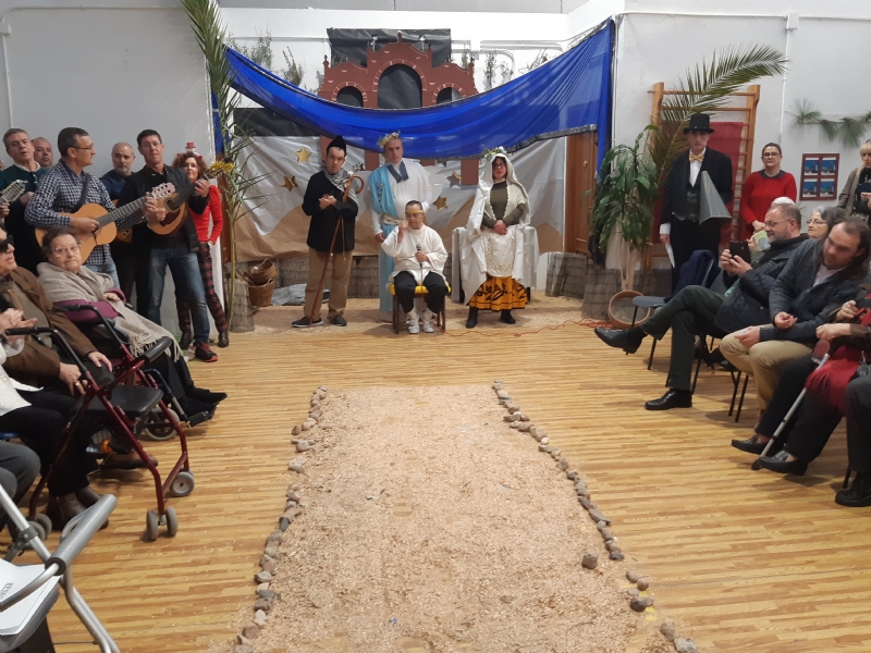 Los Centros de Da para la Discapacidad del Ayuntamiento de Totana celebran el tradicional Beln Viviente como colofn a las actividades programadas este trimestre