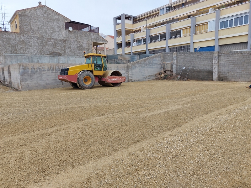 Vdeo. El lunes 27 se abre de forma oficial el nuevo aparcamiento disuasorio gratuito de la avenida de Lorca, con una capacidad mxima de 50 plazas de estacionamiento