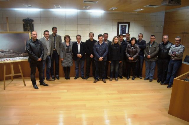 El Ayuntamiento suscribe el convenio anual de colaboracin con el Ilustre Cabildo Superior de Procesiones para el desarrollo de las actividades de la Semana Santa del 2015