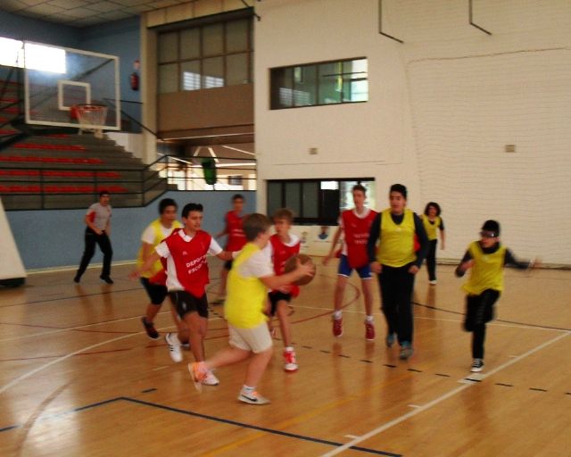 Totana acogi la 3 jornada de la Fase Intermunicipal de Deportes de Equipo, correspondiente al programa de Deporte Escolar, donde participaron los colegios Reina Sofa y Guadalentn