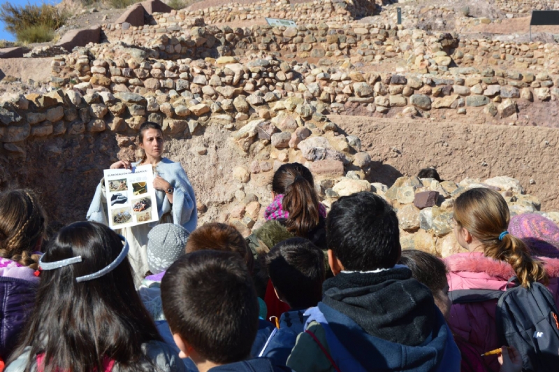 La Concejala de Turismo retoma las visitas guiadas al yacimiento arqueolgico de La Bastida, programadas ya a partir de marzo