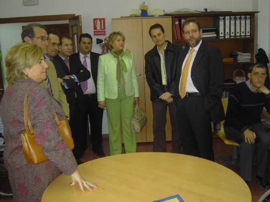 LA CONSEJERA DE TRABAJO Y POLTICA SOCIAL CELEBRA UN COSEJO DE DIRECCIN EN TOTANA Y ANUNCIA NUMEROSAS INVERSIONES EN ESTA MATERIA PARA EL MUNICIPIO