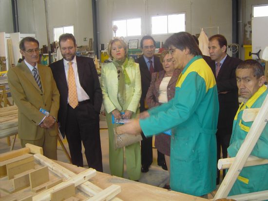 LA CONSEJERA DE TRABAJO Y POLTICA SOCIAL CELEBRA UN COSEJO DE DIRECCIN EN TOTANA Y ANUNCIA NUMEROSAS INVERSIONES EN ESTA MATERIA PARA EL MUNICIPIO