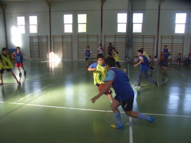 FINALIZA LA FASE LOCAL DE BALONCESTO ALEVÍN DE DEPORTE ESCOLAR, ORGANIZADA POR LA CONCEJALÍA DE DEPORTES, CON EL COLEGIO 