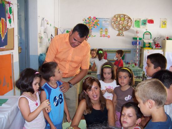 MS DE 200 NIOS Y NIAS SE BENEFICIAN DE LAS ACTIVIDADES LDICAS DE LAS ESCUELAS DE VERANO DESARROLLADAS EN LOS COLEGIOS REINA SOFA, TIERNO GALVN, SANTIAGO Y SANTA EULALIA