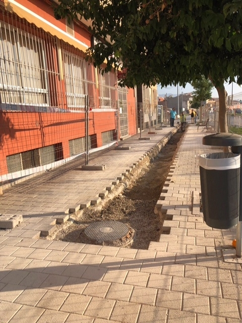 Finalizan las obras de instalacin de un tramo de red de alcantarillado entre la avenida Juan Carlos I y la calle Ramn y Cajal