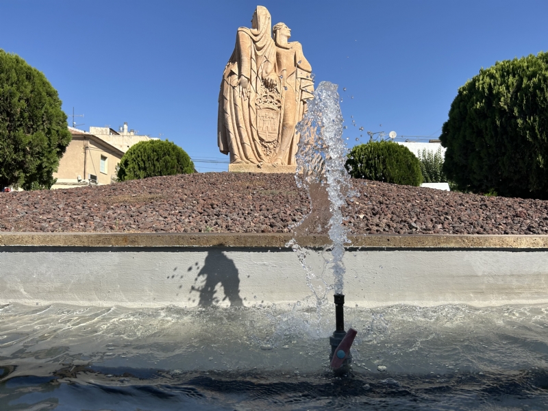 Se apela a la concienciacin ciudadana en el uso responsable del agua y el consumo moderado durante lo que resta del verano tras unos meses tan calurosos y secos