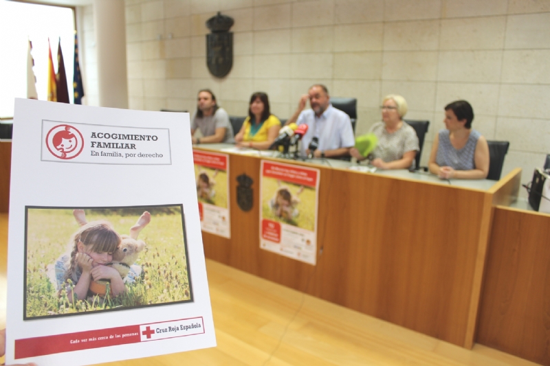 Vdeo. Cruz Roja Espaola promueve en el municipio de Totana el acogimiento familiar de menores tutelados por la Administracin