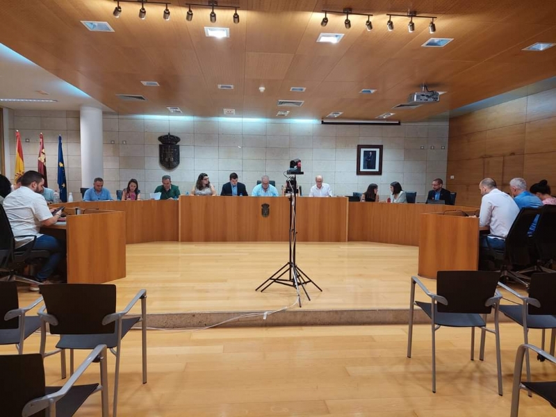 El Pleno ordinario de octubre incluye la toma de posesin del nuevo concejal Martn Miras Rosa (PSOE)  y la renuncia del edil  Pedro Snchez Martnez (Vox)