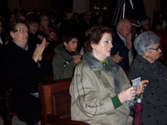 LA ORQUESTA PULSO Y PA CIUDAD DE TOTANA Y EL CORO AMANECER OFRECEN EL TRADICIONAL CONCIERTO DE NAVIDAD EN LA PARROQUIA DE SANTIAGO