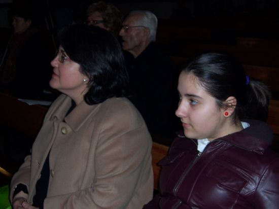 LA PARROQUIA DE LAS TRES AVE MARIAS ACOGE EL CONCIERTO DE VILLANCICOS POPULARES INTERPRETADO POR LA CORAL SANTIAGO BAJO LA DIRECCIN DE CEFERINO AYALA