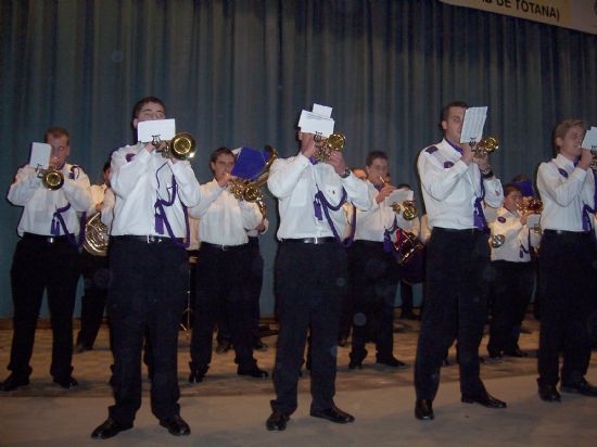 AUTORIDADES MUNICIPALES RECIBEN A LAS BANDAS PARTICIPANTES DEL II CERTAMEN DE BANDAS DE CORNETAS Y TAMBORES CIUDAD DE TOTANA QUE SE CELEBR CON UNA GRAN AFLUENCIA DE PBLICO EN LA 
