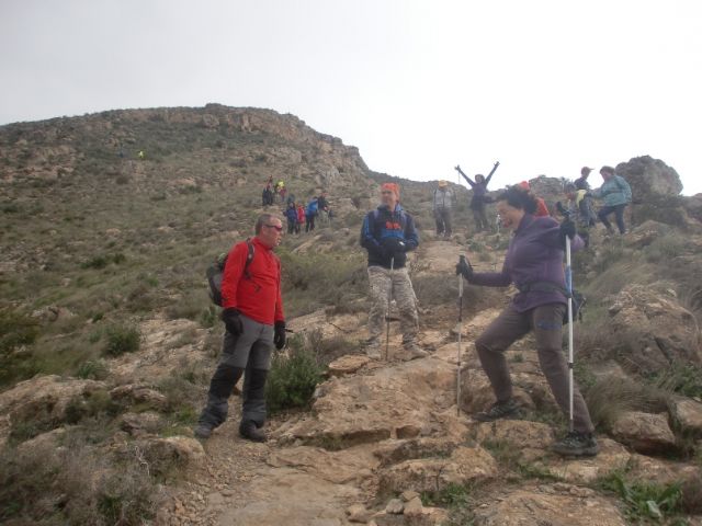 Se reanuda el programa de Senderismo ofertado por la Concejalía de Deportes con una ruta por Tentegorra, Fortaleza de Roldán y Sendero de los Carabineros; en Cartagena 