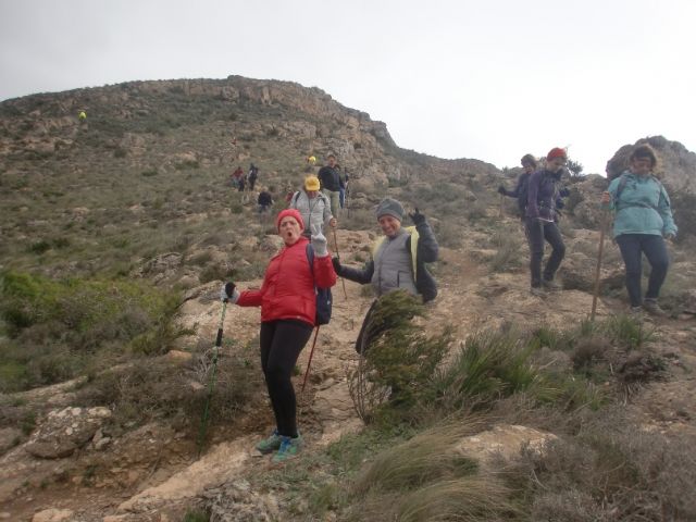 Se reanuda el programa de Senderismo ofertado por la Concejalía de Deportes con una ruta por Tentegorra, Fortaleza de Roldán y Sendero de los Carabineros; en Cartagena 