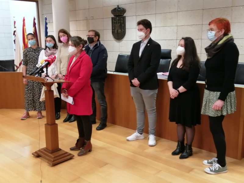 El Ayuntamiento acoge la visita de tres profesoras del centro de enseanza de adultos esloveno MOCIS en el marco de un programa de intercambio con docentes del CEA Bajo Guadalentn