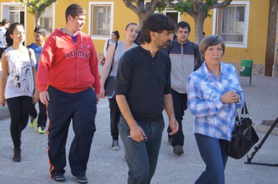 AUTORIDADES MUNICIPALES CONOCEN LAS ACTIVIDADES DE LA SEMANA CULTURAL DEL IES "PRADO MAYOR" QUE LLEVA POR TÍTULO "LA MEMORIA Y EL RECUERDO" Y QUE SE CELEBRA DURANTE ESTA SEMANA 