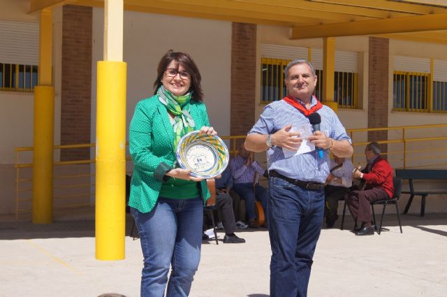   EL COLEGIO SAN JOSÉ CLAUSURA SU SEMANA CULTURAL "TOTANA MI QUERER" CON LA ENTREGA DEL GARABAZO Y EL CANTO DE LAS CUADRILLAS