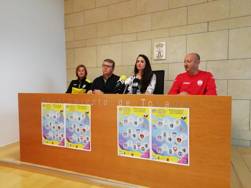 Vídeo. La Ciudad Deportiva "Valverde Reina" acogerá el próximo 1 de mayo el I Torneo Fútbol Base Primavera, organizado por el Club Fútbol Base Totana