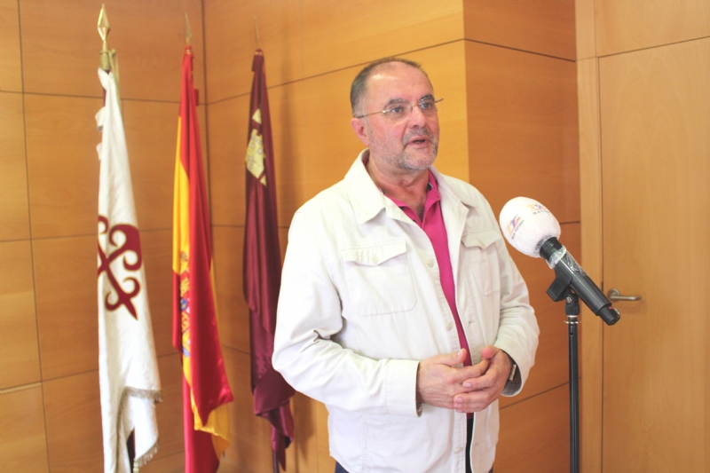 Vdeo. El alcalde informa del procedimiento para concurrir a la convocatoria de ayudas a las empresas de Totana que palien, en parte, las consecuencias de la crisis por el COVID-19