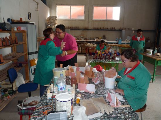 EL CENTRO OCUPACIONAL "JOSÉ MOYÁ" PONDRÁ EN MARCHA CON CARÁCTER EXPERIMENTAL UNA PROGRAMACIÓN ESPECÍFICA PARA LOS ALUMNOS CON MAYOR GRADO DE DEPENDENCIA PERSONAL