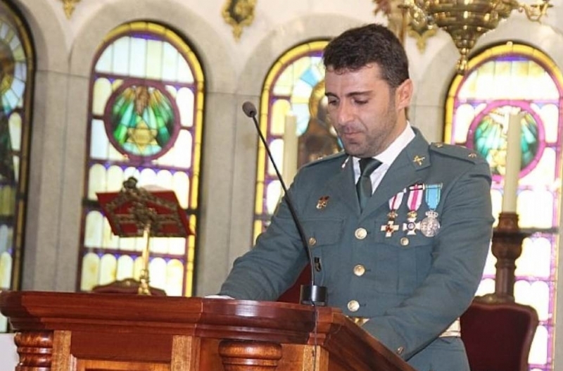El Pleno acuerda reconocer la labor del teniente de la Guardia Civil, Bernardo Vivas Gonzlez, en agradecimiento a su labor durante la crisis sanitaria por el COVID-19