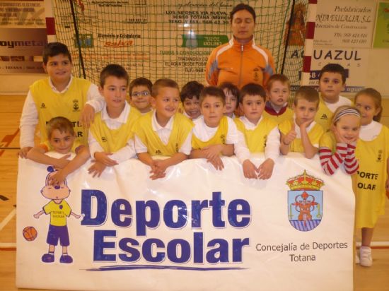 LA CONCEJALÍA DE DEPORTES PONE EN MARCHA "LOS JUEGOS ESCOLARES", ENMARCADOS EN EL PROGRAMA DE DEPORTE ESCOLAR, CON LA PARTICIPACIÓN DE 500 ESCOLARES DE