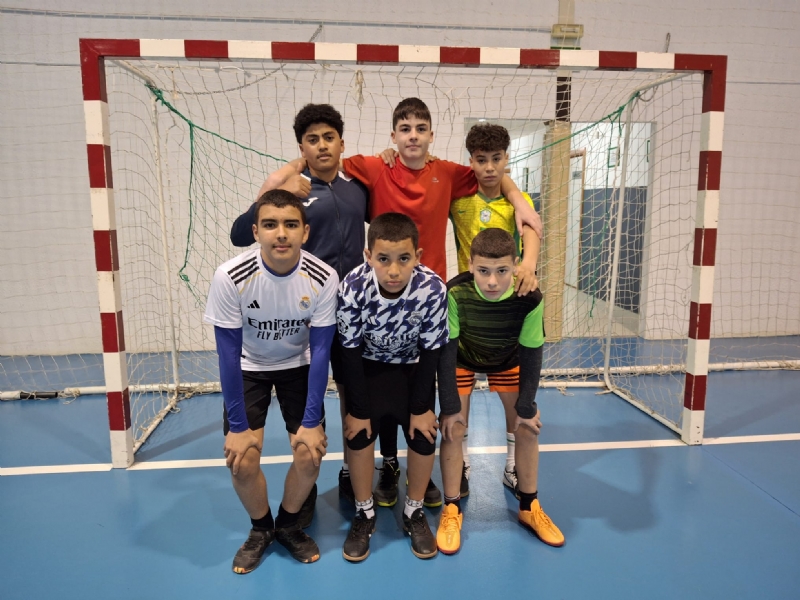 La Concejal&iacute;a de Deportes organiza la Fase Local Escolar de F&uacute;tbol Sala en las categor&iacute;as infantil y cadete, en el que participaron tres centros de Educaci&oacute;n Secundaria