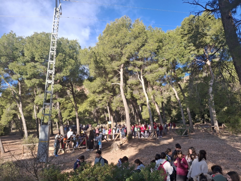 Se celebra la primera jornada de Senderismo dentro del programa de Deporte Escolar, con la colaboraci&oacute;n del Club Senderista de Totana