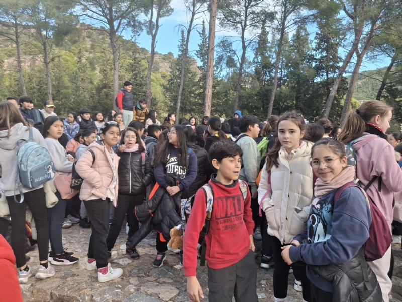 Se celebra la primera jornada de Senderismo dentro del programa de Deporte Escolar, con la colaboraci&oacute;n del Club Senderista de Totana