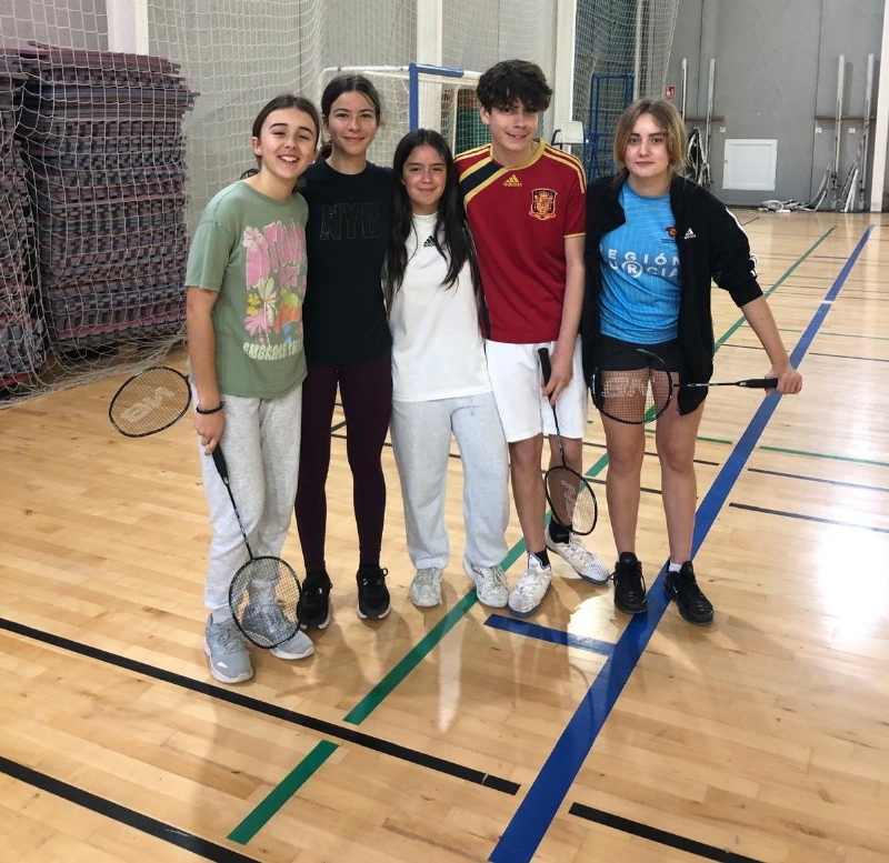 Alumnos de Totana participan este sábado en las Finales Regionales de Tenis de Mesa, Bádminton y Petanca del programa de Deporte Escolar