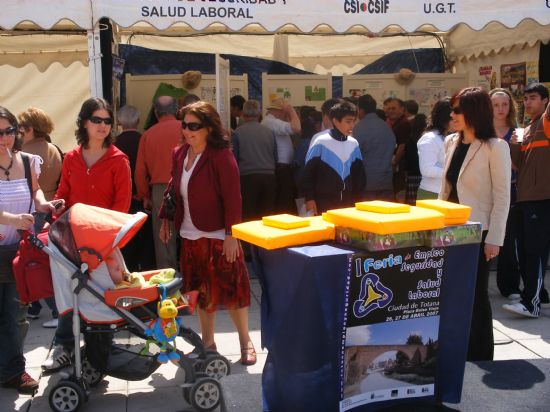 SE INAUGURA LA I FERIA DE EMPLEO, SEGURIDAD, Y SALUD LABORAL DE TOTANA COMO PUNTO DE ENCUENTRO PARA SENSIBILIZAR EN ESTA MATERIA A TRABAJADORES, EMPRESARIOS Y JVENES DE LA REGIN