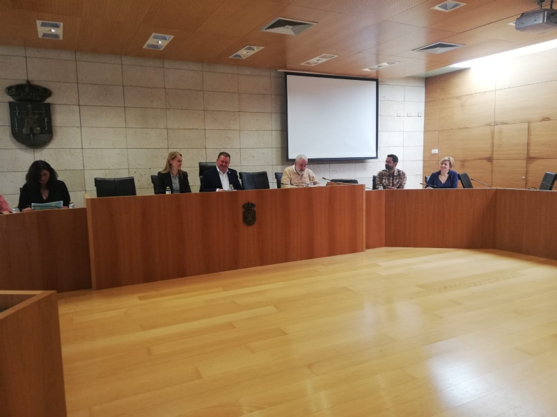 El Ayuntamiento acoge la Junta de Gobierno y el Pleno de la Mancomunidad Turstica de Sierra Espua, en los que se abordan, entre otros asuntos, la programacin del Festival ECOS 2019
