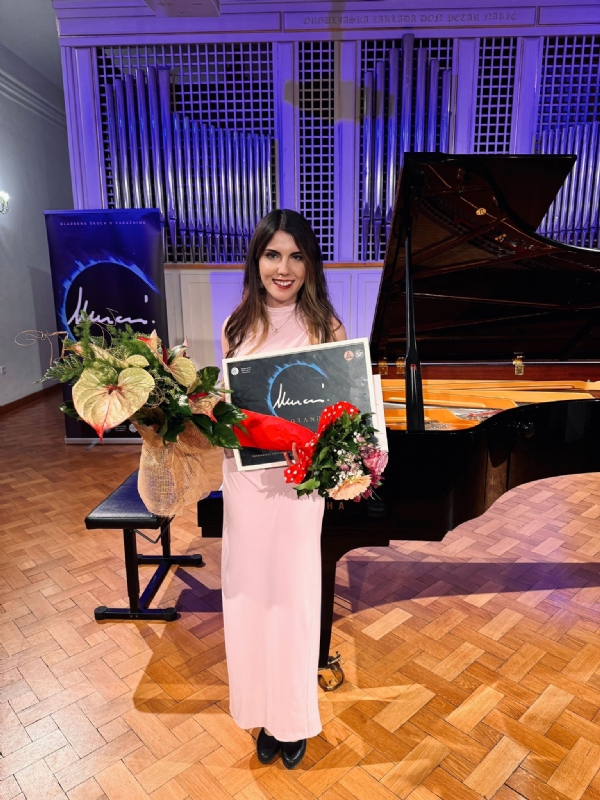 La Concejala de Cultura felicita a la pianista totanera, Mara ngeles Ayala, que ha logrado el segundo premio en el Certamen Internacional Memorial Jurica Murai-Murai Gran Prix, celebrado en Croacia