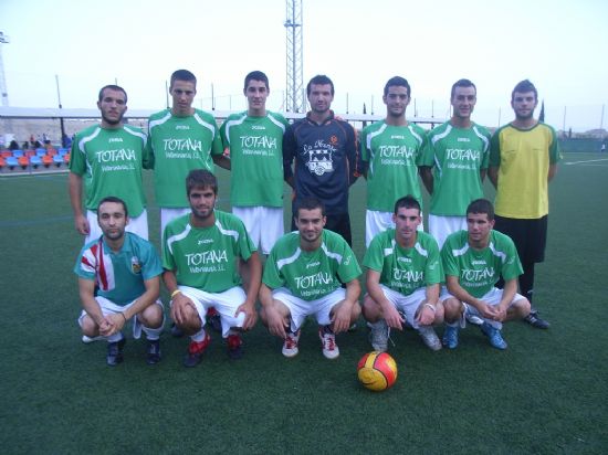 EL EQUIPO DE "LA HOYA" SE PROCLAMA CAMPEÓN DE LAS "12 HORAS DE FÚTBOL 7", ORGANIZADAS POR LA CONCEJALÍA DE DEPORTES, QUE CONTÓ CON LA PARTICIPACIÓN DE MÁS DE 300 FUTBOLISTAS