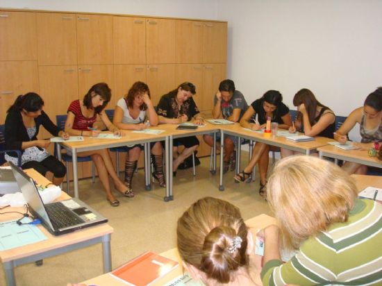 ARRANCA CON ÉXITO EL PROGRAMA DE CAPACITACIÓN SOCIOLABORAL ORGANIZADO POR EL ÁREA DE PARTICIPACIÓN CIUDADANA E INTERCULTURALIDAD