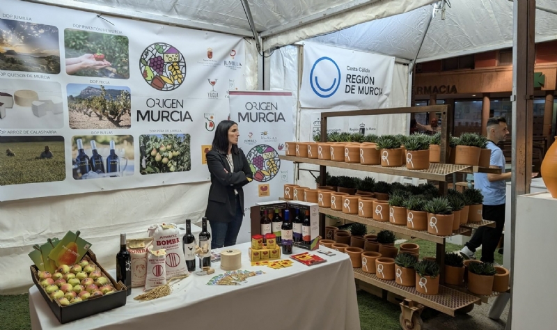 Ms de un centenar de actividades se celebran este fin de semana en Totana con motivo de la I Feria de Turismo de Interior de la Regin, que organiza la Asociacin Rueda en colaboracin con el Ayuntamiento 