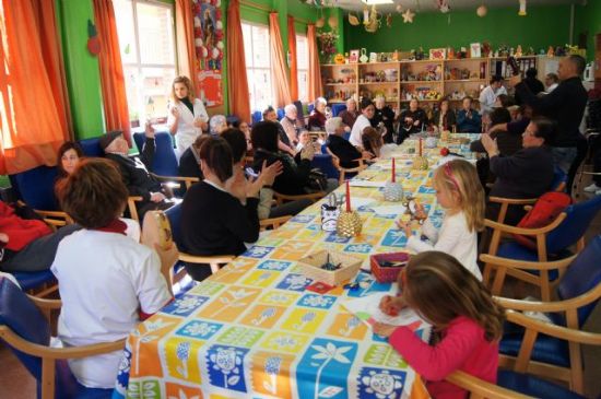 MAANA SE CELEBRA LA SEGUNDA CONFERENCIA MENSUAL DEL PROGRAMA VIDA Y ESPERANZA QUE ORGANIZAN LA ASOCIACIN SALUS INFIRMORUM Y LA CONCEJALA DE ATENCIN SOCIAL Y PARTICIPACIN CIUDADANA