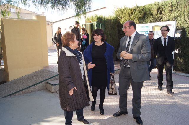 EL CONSEJERO DE EDUCACIÓN  Y LA ALCALDESA DE TOTANA VISITAN EL NUEVO AULARIO DEL CEIP "COMARCAL-DEITANIA QUE HA ENTRADO EN FUNCIONAMIENTO EN EL PRESENTE CURSO ESCOLAR 2013/14 Y SE HA PRESENTADO A TODA LA COMUNIDAD EDUCATIVA