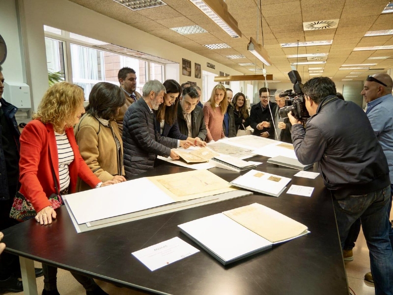  La Comunidad restaura documentos histricos de seis municipios en el laboratorio del Archivo General de la Regin, entre ellos el de Totana