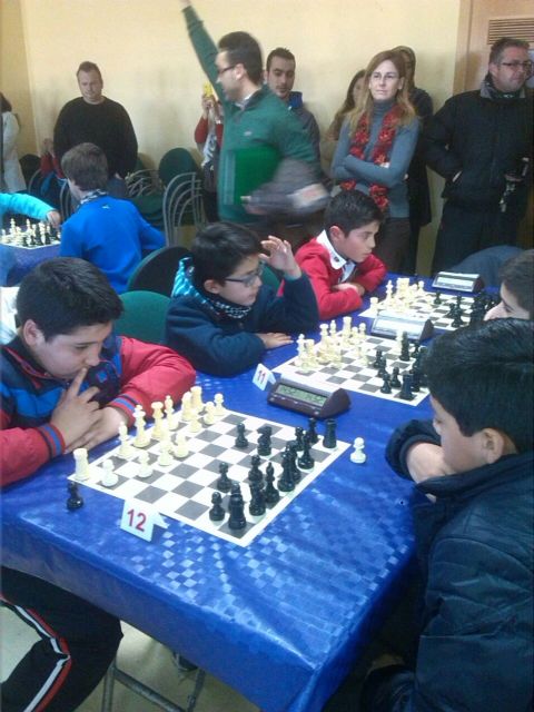 Doce escolares de Totana participaron en la 1 Jornada Regional de Ajedrez de Deporte Escolar, celebrada en Molina de Segura