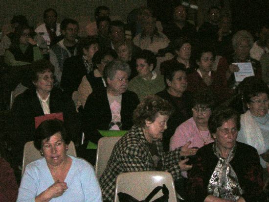 LA CONCEJAL DE MUJER E IGUALDAD DE OPORTUNIDADES Y LA DIRECTORA DEL INSTITUTO DE LA MUJER INICIAN EL PROGRAMA DE ACTIVIDADES CON MOTIVO DEL DA DE LA MUJER CON LA PONENCIA EL PAPEL DE LA FAMILIA. EDUCAR EN VALORES. LA AUTOESTIMA
