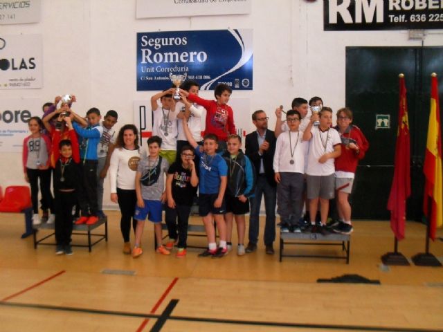 Finaliza la Fase Local de Voleibol Alevn de Deporte Escolar, que ha contado con la participacin de 54 escolares de diferentes centros de enseanza de la localidad