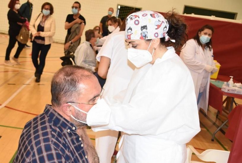 Vdeo. Salud comunica a la Alcalda que este jueves se retomar la vacunacin masiva en el Pabelln de Deportes Manolo Ibez, evitando as el desplazamiento a Lorca